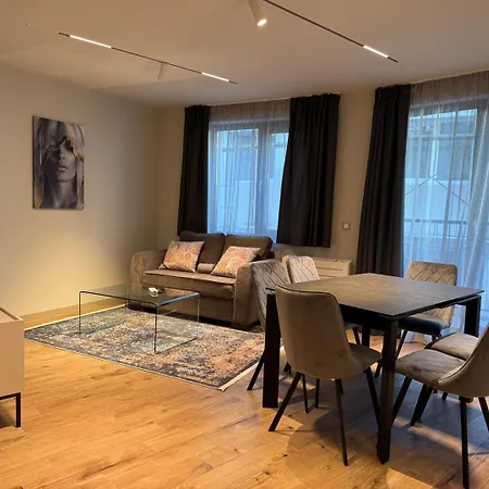 Luxury Brand New Md 2 In Center Varna
