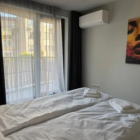 Luxury Brand New Md 2 In Center Apartament