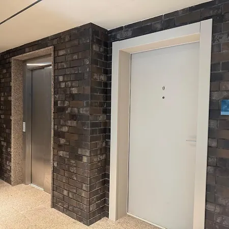 Luxury Brand New Md 2 In Center Apartament